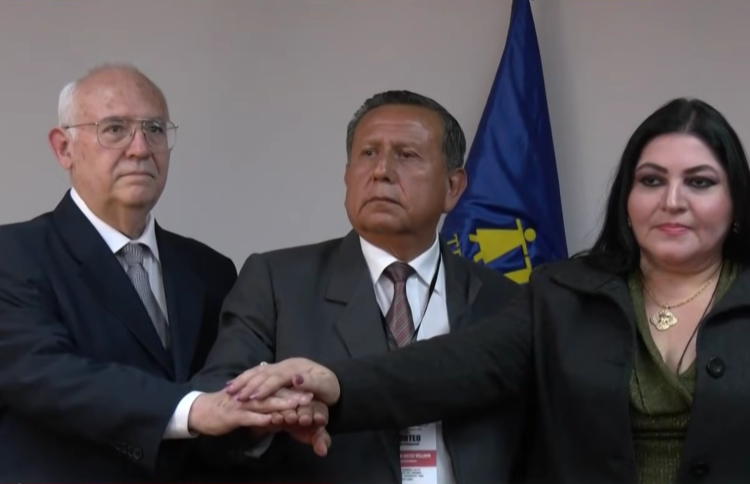 Salvemos al Perú: Antonio Ortiz proclamado candidato presidencial tras lanzamiento de moneda