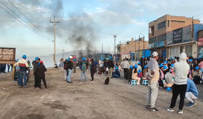 Tras aprobarse ampliación del Reinfo: mineros levantan bloqueo en Arequipa y se restablece el tránsito