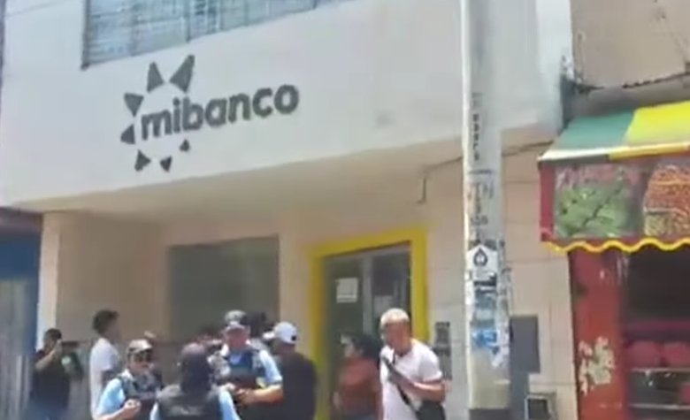 Huaral: frustran violento asalto a banco y capturan a tres delincuentes