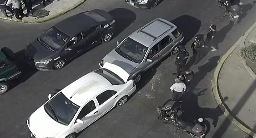 SMP: asesinan a hombre dentro de su vehículo