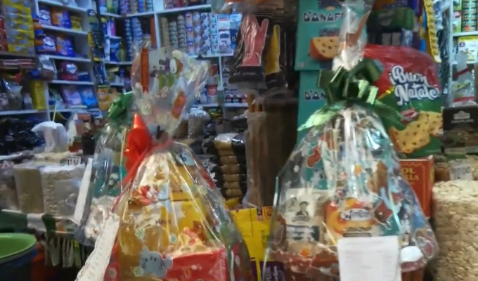 Continúa venta de canastas navideñas en mercados de Lince y Cercado de Lima