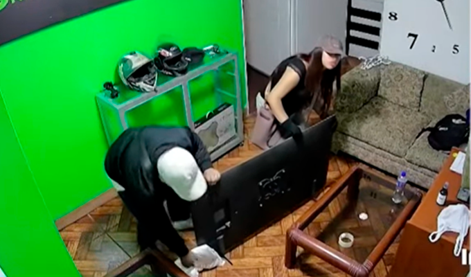 Delincuentes roban equipos tecnológicos de vivienda en San Miguel