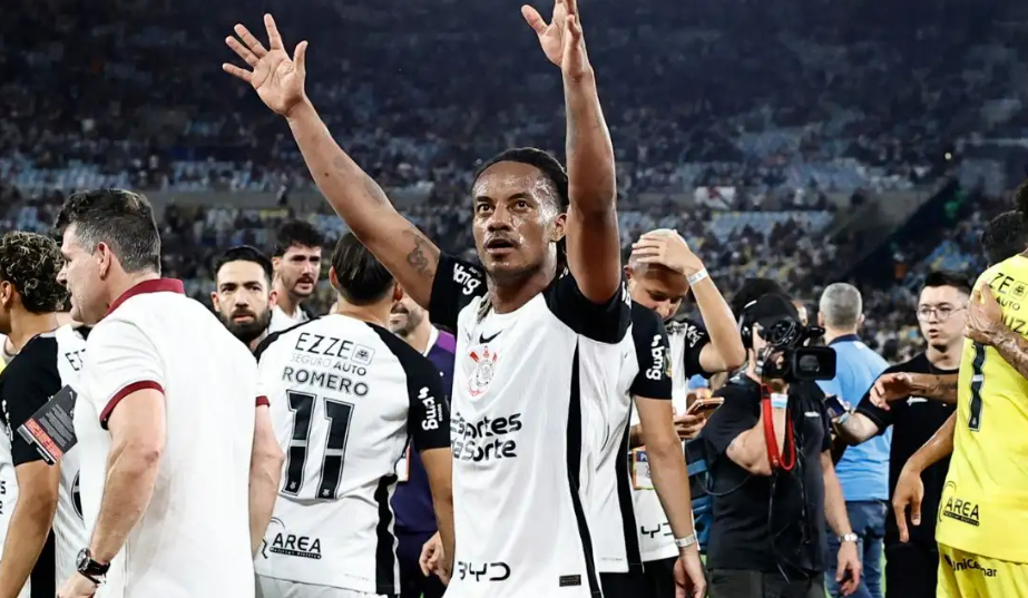 André Carrillo se consagra campeón de Copa de Brasil con Corinthians