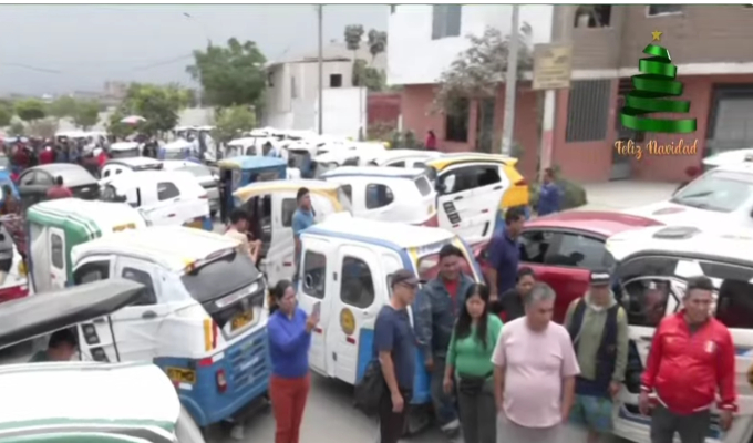 Mototaxistas de Puente Piedra bloquean avenida tras ataque a compañero: “No tenemos seguridad”