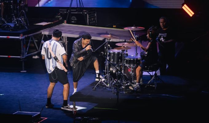 ADAMMO volvió al Parque a ritmo de rock, pop y cumbia