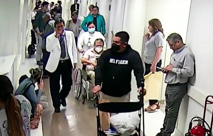 Cámara de seguridad registró salida de Ciro Castillo de clínica local