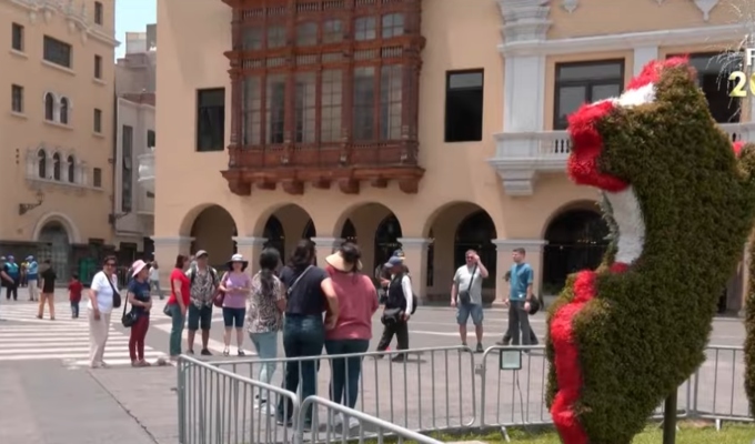 Feriado por Navidad: familias llenaron parques y el Centro Histórico de Lima