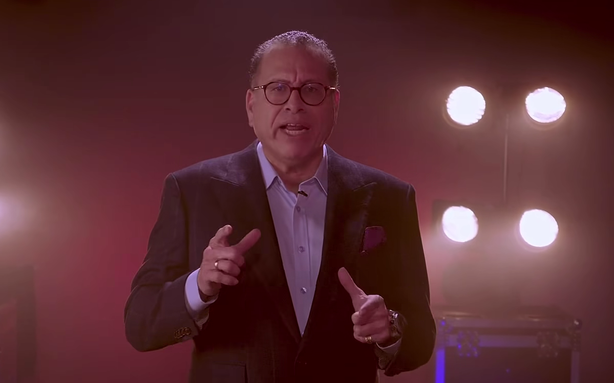 Phillip Butters regresa a la televisi&oacute;n con &ldquo;Combutters&rdquo; por Panamericana