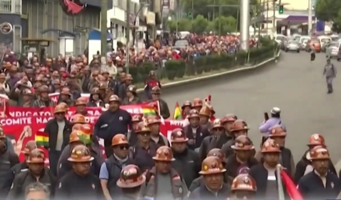 Nuevas protestas por fin de subsidio a combustible en Bolivia: cuatro policías resultaron heridos