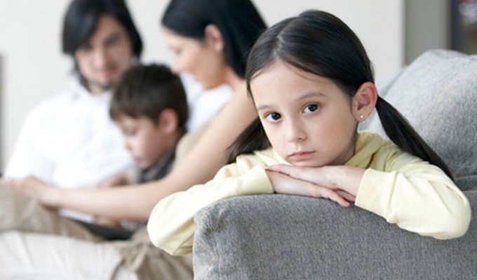 El hijo favorito sí existe: qué dice la ciencia sobre el favoritismo parental y sus efectos a largo plazo