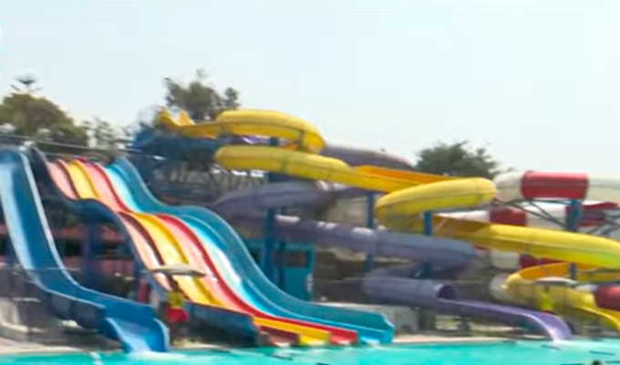 Piscinas y áreas de juego: la propuesta de verano para niños y adultos