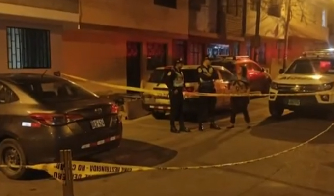 Exmarino abate a dos presuntos delincuentes en el Callao