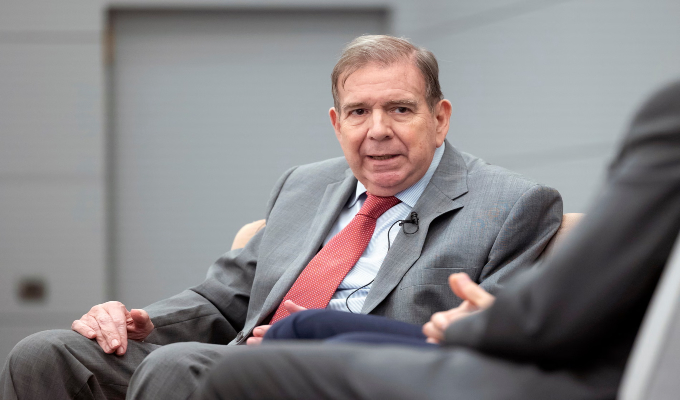 Edmundo González tras liberación de presos políticos: “Me alegra ver el abrazo de los que se reencontraron”