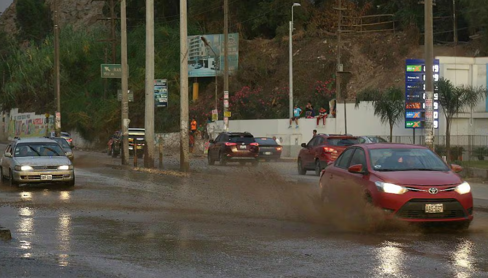Chosica en alerta por lluvias: vecinos temen que se registren huaicos