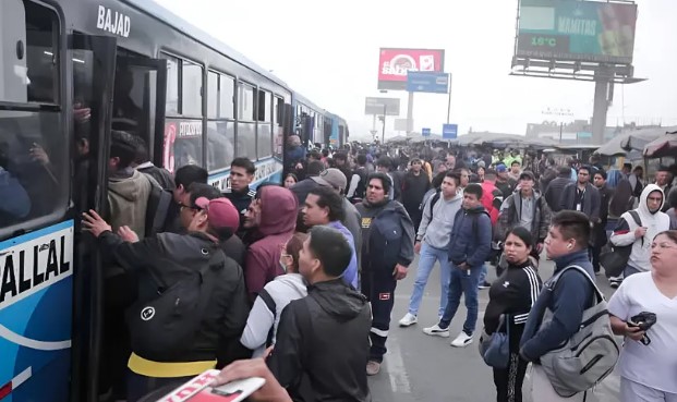 Usuarios preocupados ante paro de transporte público mañana miércoles