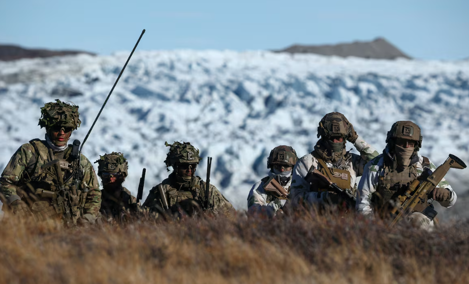 Dinamarca reafirma desacuerdo con EE. UU. sobre Groenlandia mientras Europa despliega tropas en la isla
