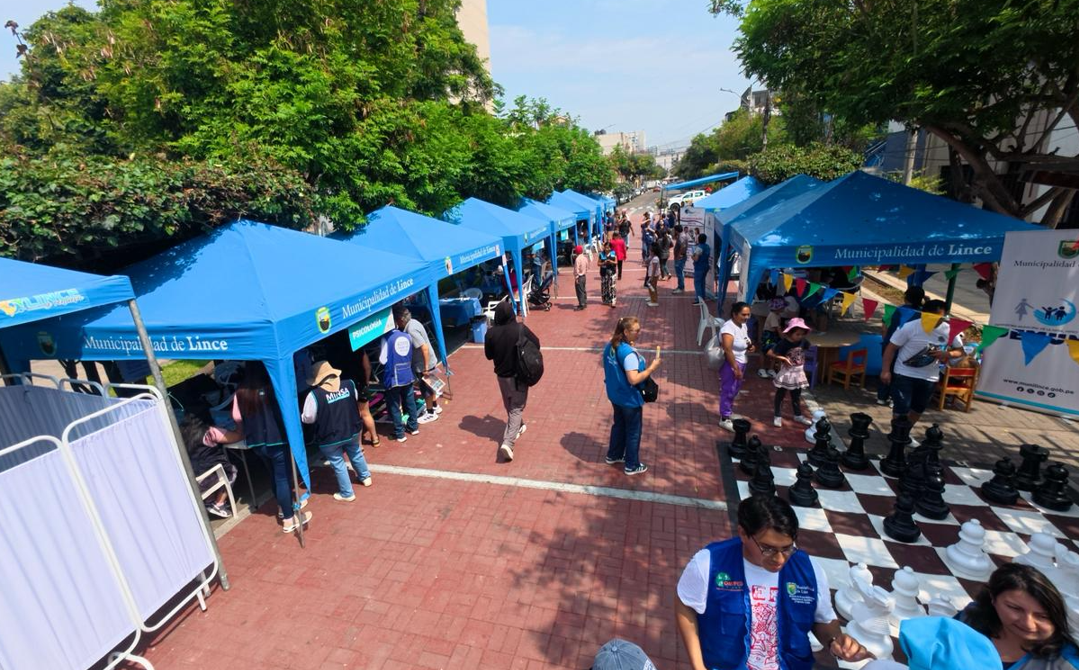 Lince: realizan más de 1000 atenciones preventivas en campaña de salud mental y lucha contra la depresión