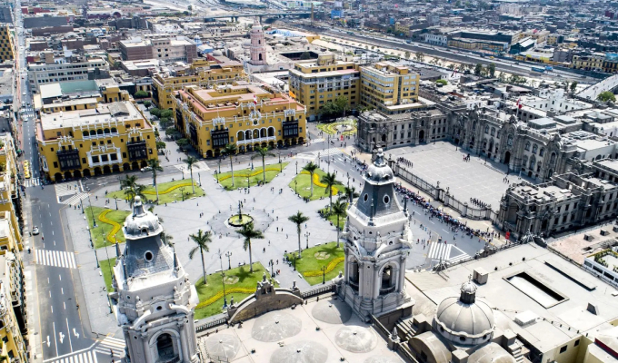 Lima celebra sus 491 años de fundación con pasacalle, conciertos y actividades culturales