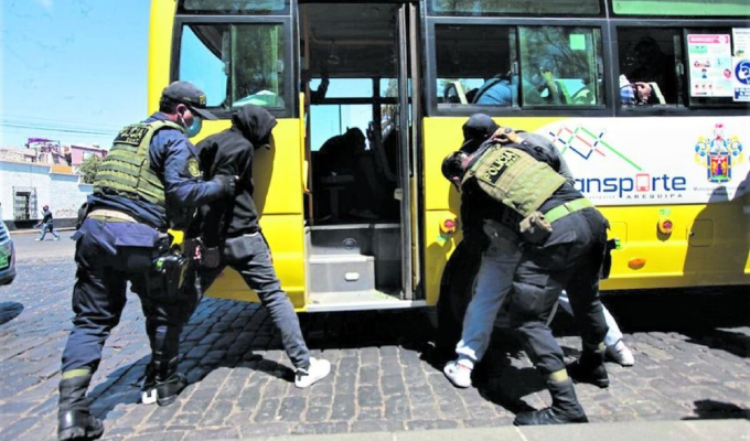 Implementarán botón de pánico y reserva de identidad para víctimas de extorsión en transporte público