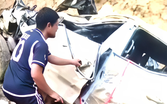 La Libertad: camioneta cae a abismo y deja cuatro muertos