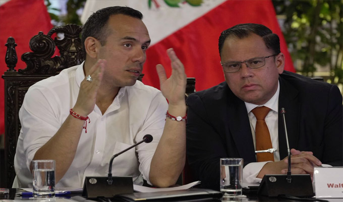 Ministro Martínez respalda versión de presidente Jerí: Buscan desestabilizar el Gobierno y generar caos