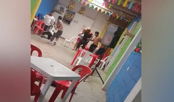 Chiclayo: batalla campal en restobar deja una persona inconsciente y termina en clausura