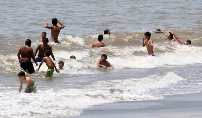 ¡Preste atención!: Playas de Lima recibirán radiación UV extremadamente alta este fin de semana