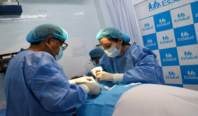 Día Mundial de Lucha contra el Cáncer: Paciente de 91 años supera neoplasia de piel con cirugía de Mohs en Hospital Rebagliati de EsSalud