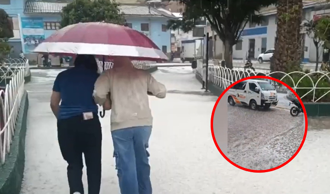 Intensa lluvia con granizo inunda casas, calles y comercios en Áncash