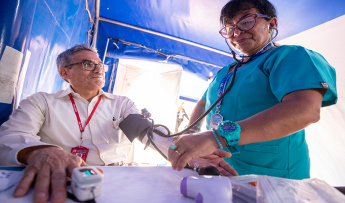 “Salud que abraza”: EsSalud acerca con campaña servicios preventivos a trabajadores del INABIF