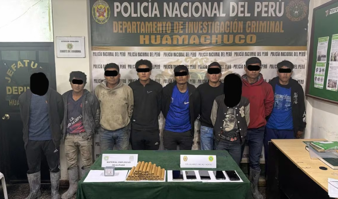 La Libertad: detienen a 9 personas que transportaban 30 cartuchos de dinamita y 100 detonadores