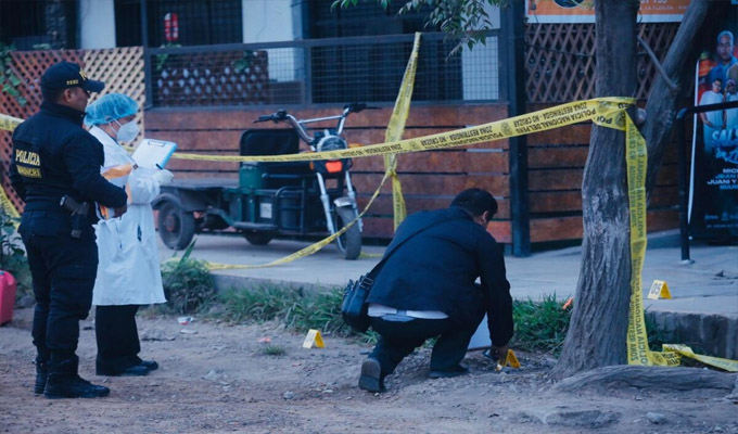 Dos heridos graves deja ataque a balazos en el Rímac: víctimas realizaban parrilla afuera de su casa