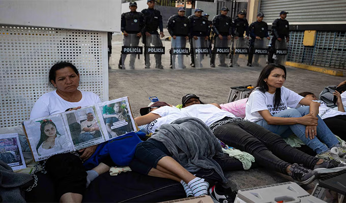 Venezuela: familiares de presos políticos continúan en huelga de hambre exigiendo liberación