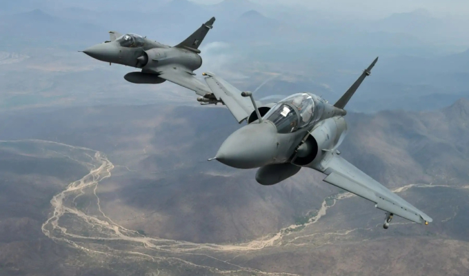 Ejecutivo autoriza transferencia de S/ 1,137 millones para adquirir aviones de guerra