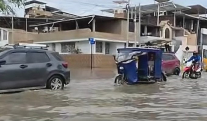 ¡Piura bajo el agua! Calles inundadas por las constantes lluvias