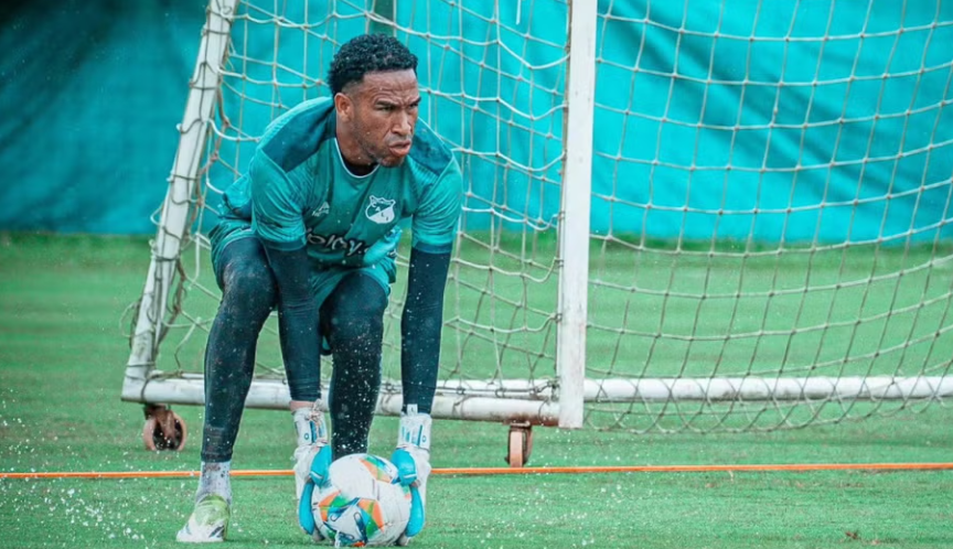 Técnico de Deportivo Cali tras destacada actuación de Gallese: “No me gusta que mi arquero sea figura”