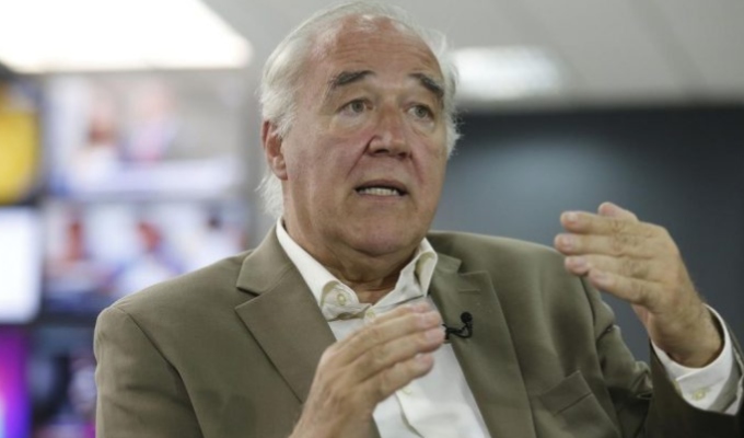 Víctor Andrés García Belaúnde: "Alva tiene mejores pergaminos y honestidad comprobada"