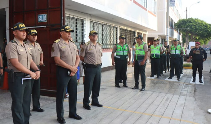 Año Escolar 2026: Minedu y la Policía Nacional refuerzan seguridad en distintos colegios de Lima