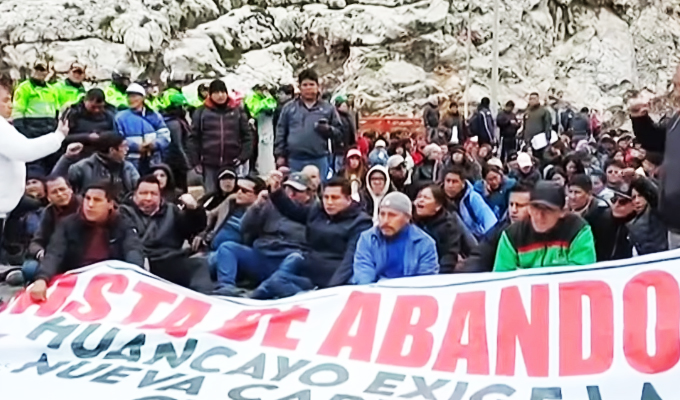 Huancayo: Así se vive el paro regional que exige presupuesto para la Carretera Central