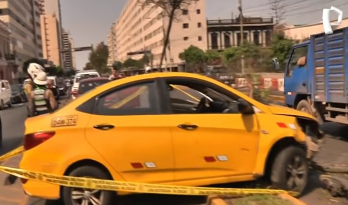 Tragedia en la avenida Tacna: taxista muere tras despiste y choque