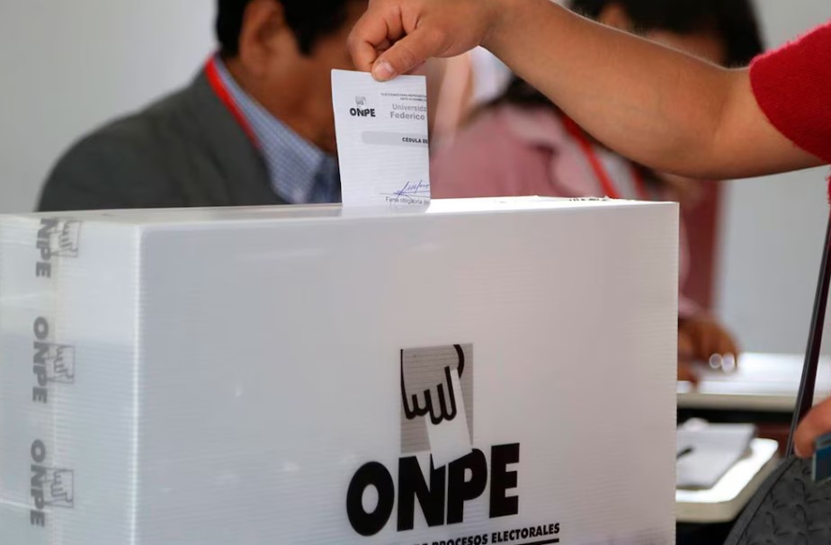 Elecciones 2026: López Aliaga encabeza sondeo de CPI con 13,9%
