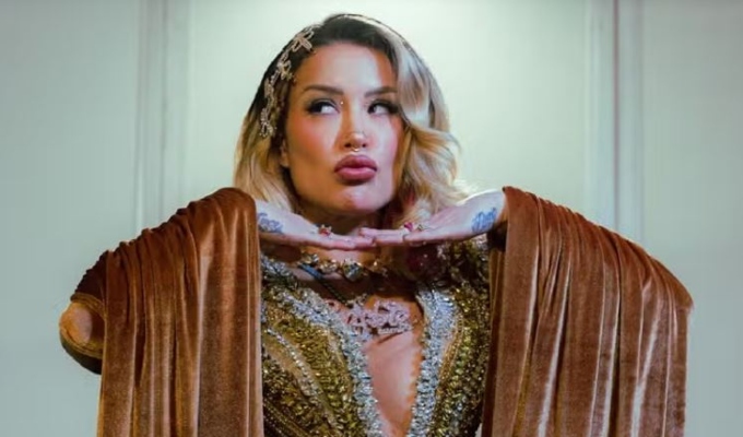 Leslie Shaw responde a César BK y se burla de la demanda en su contra