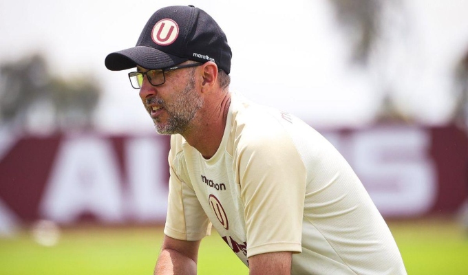 Nueva baja en Universitario: lesión obliga a Javier Rabanal a modificar la convocatoria