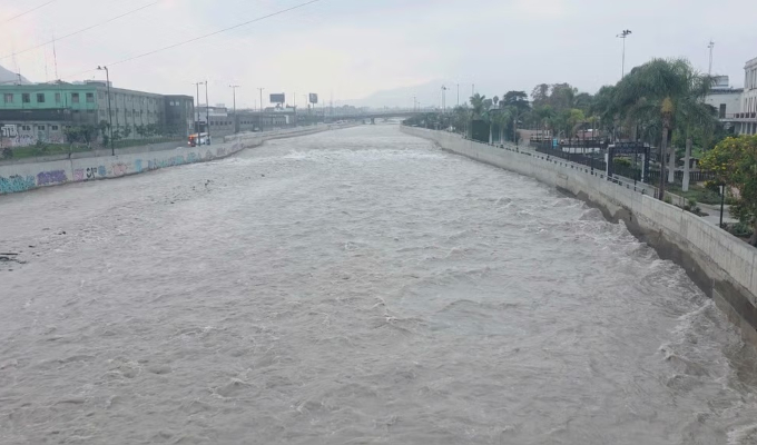 Río Rímac reduce caudal y pasa de umbral rojo a amarillo, informa Senamhi