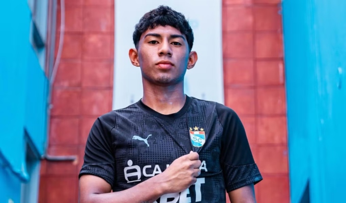 Sporting Cristal sanciona a Maxloren Castro y Jair Moretti tras video polémico y no viajarán a Venezuela