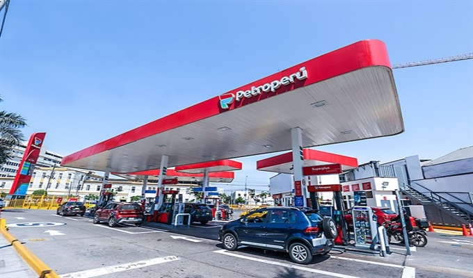 Tensión en Medio Oriente podría presionar el precio del combustible en Perú