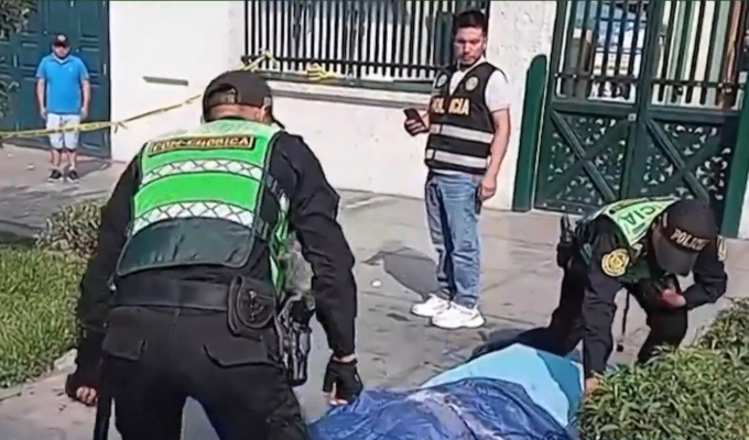 Chosica: asesinan a joven extranjero tras discutir con sujetos en exteriores de licorería