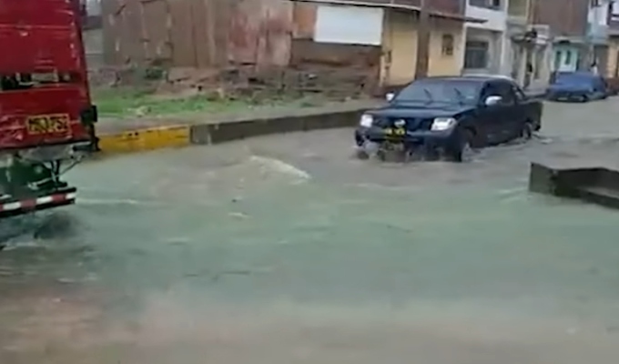Fuertes lluvias provocan deslizamientos e inundaciones en el norte del país