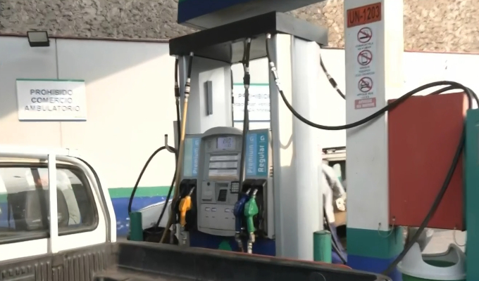 Crisis de GNV: multarán a grifos que abastezcan a autos privados