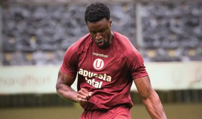 Lesión deja fuera a Gassama: Universitario sin su delantero para el duelo en Andahuaylas